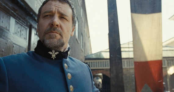 russell-crowe-in-les-miserables-2012